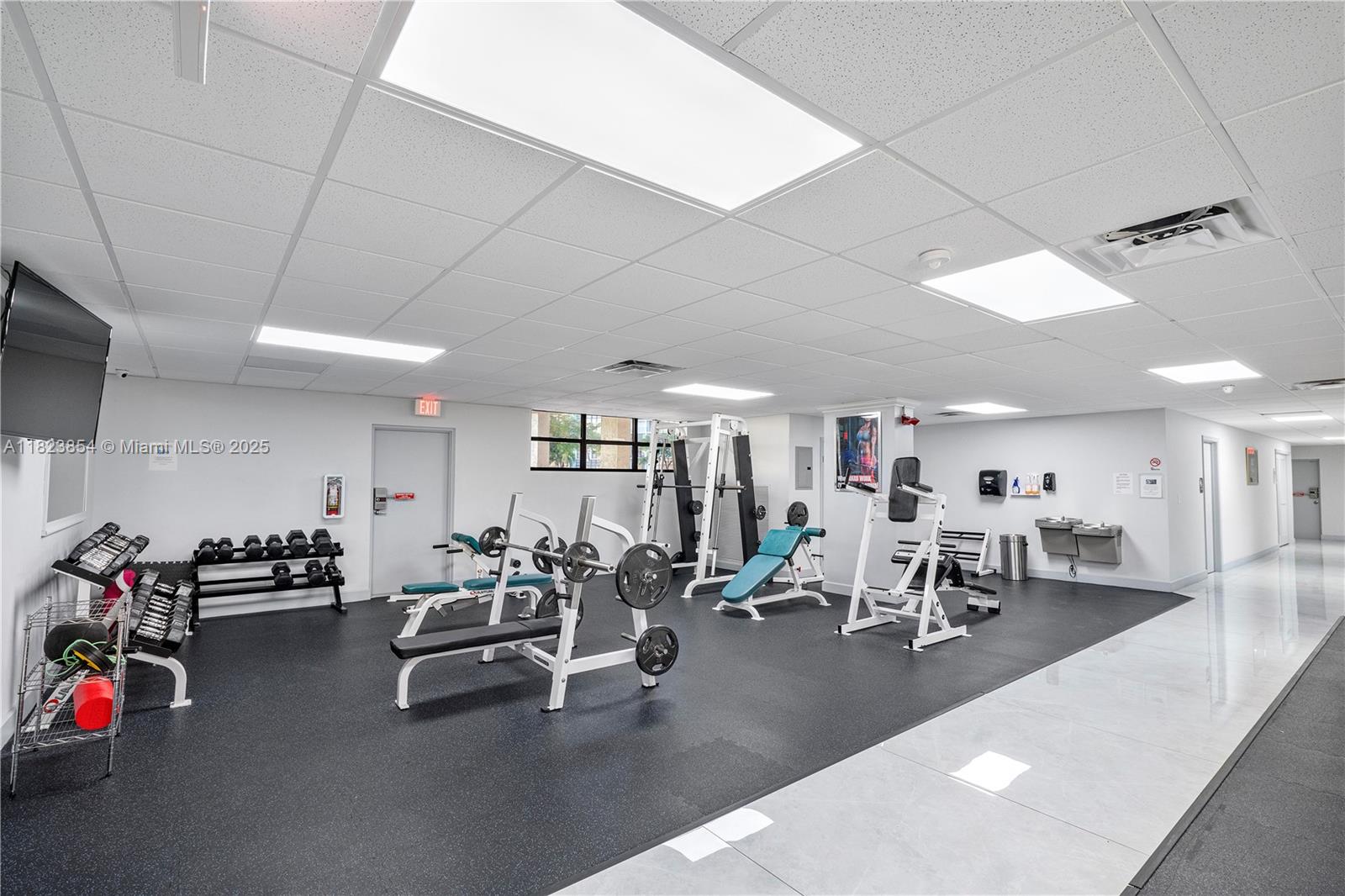 600 Parkview Dr #624, Hallandale Beach, Florida image 21