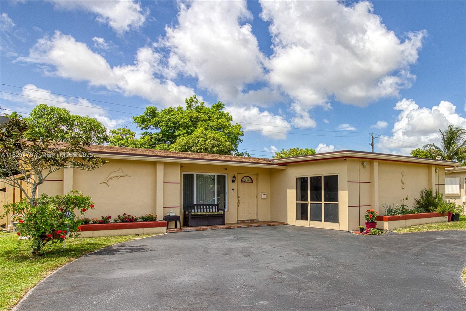 6530 NW 29th St, Sunrise, Florida image 1