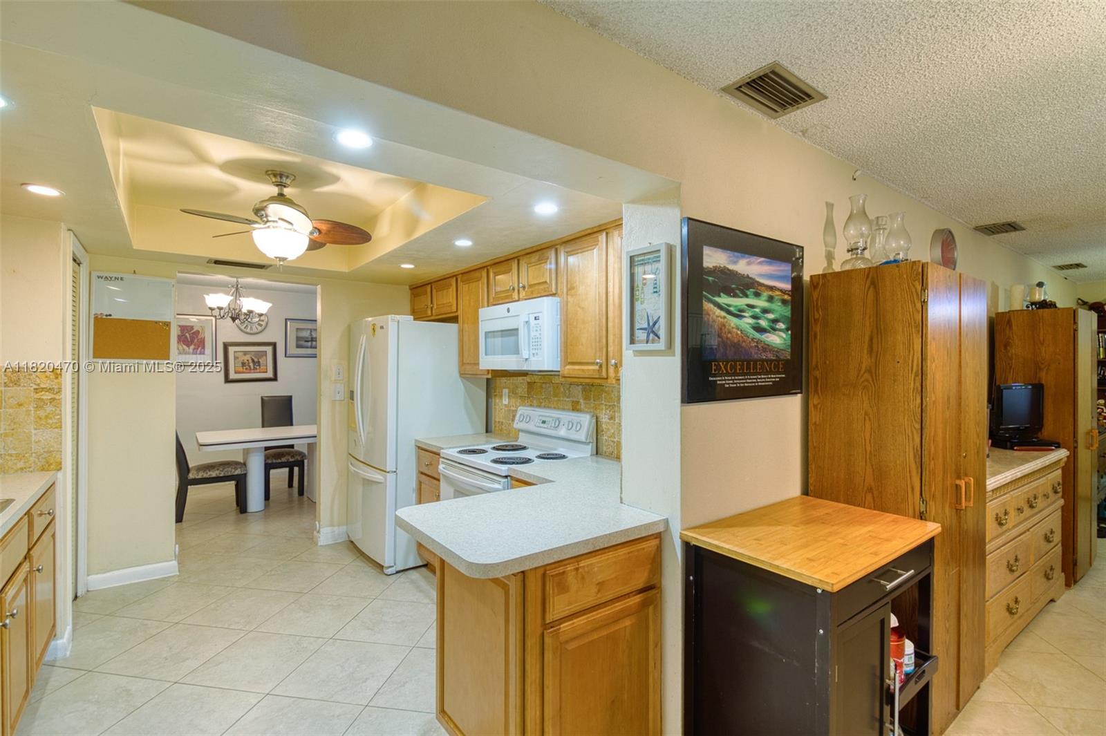 6530 NW 29th St, Sunrise, Florida image 13