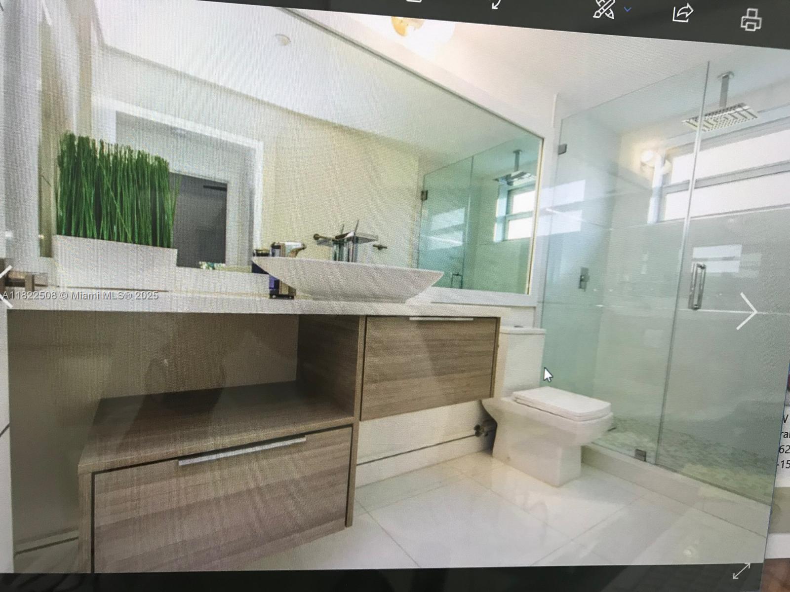 Residential, Doral, Florida image 14