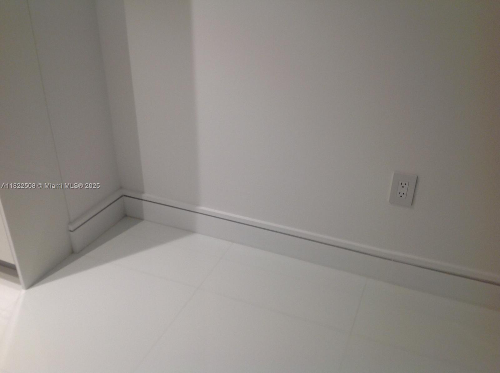 Residential, Doral, Florida image 32