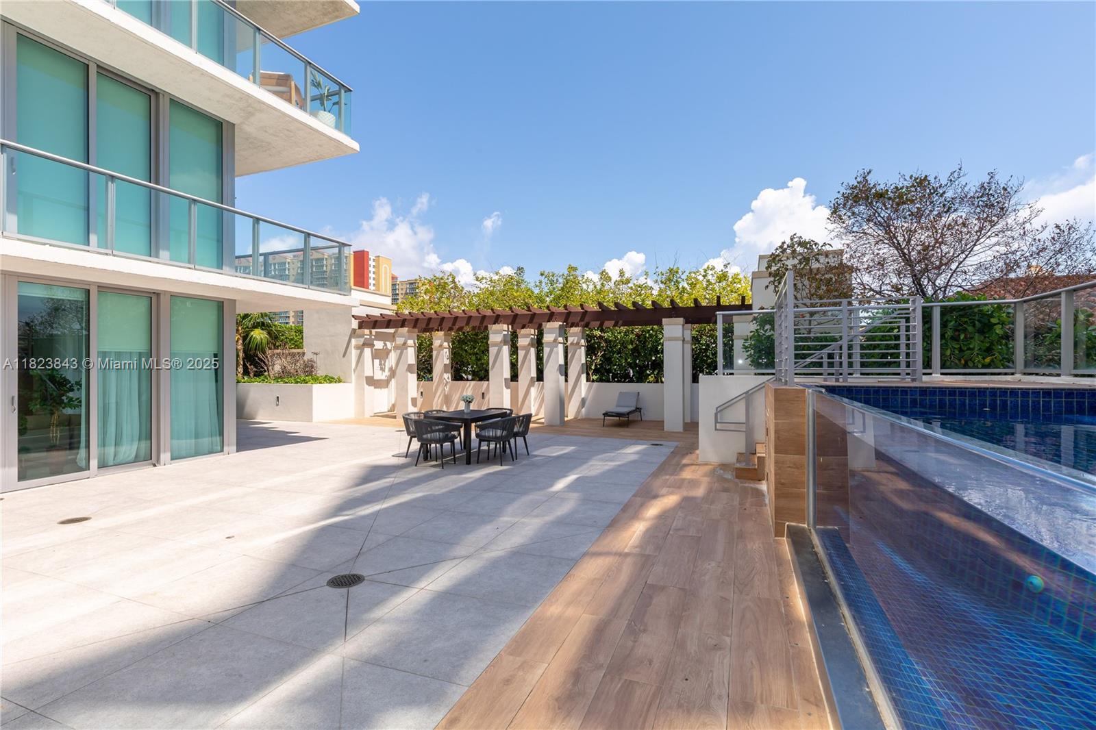 Property photo # 4