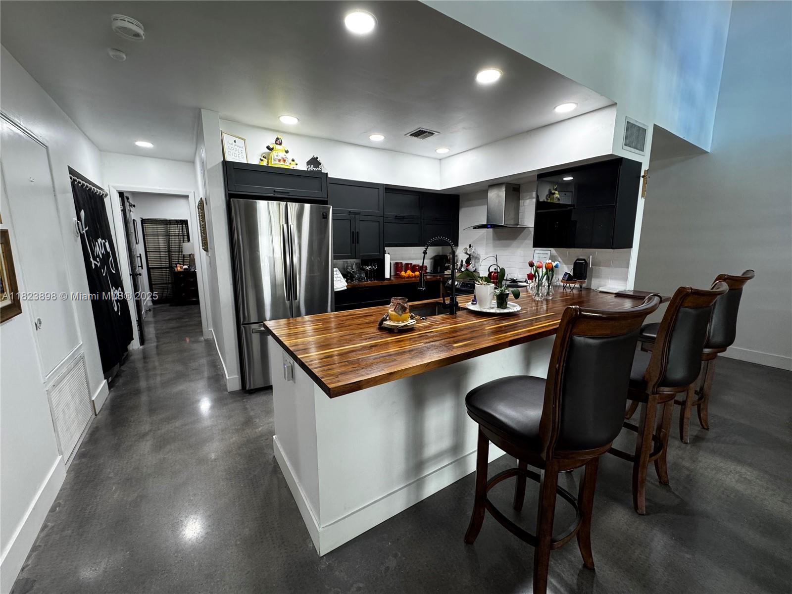Property photo # 7