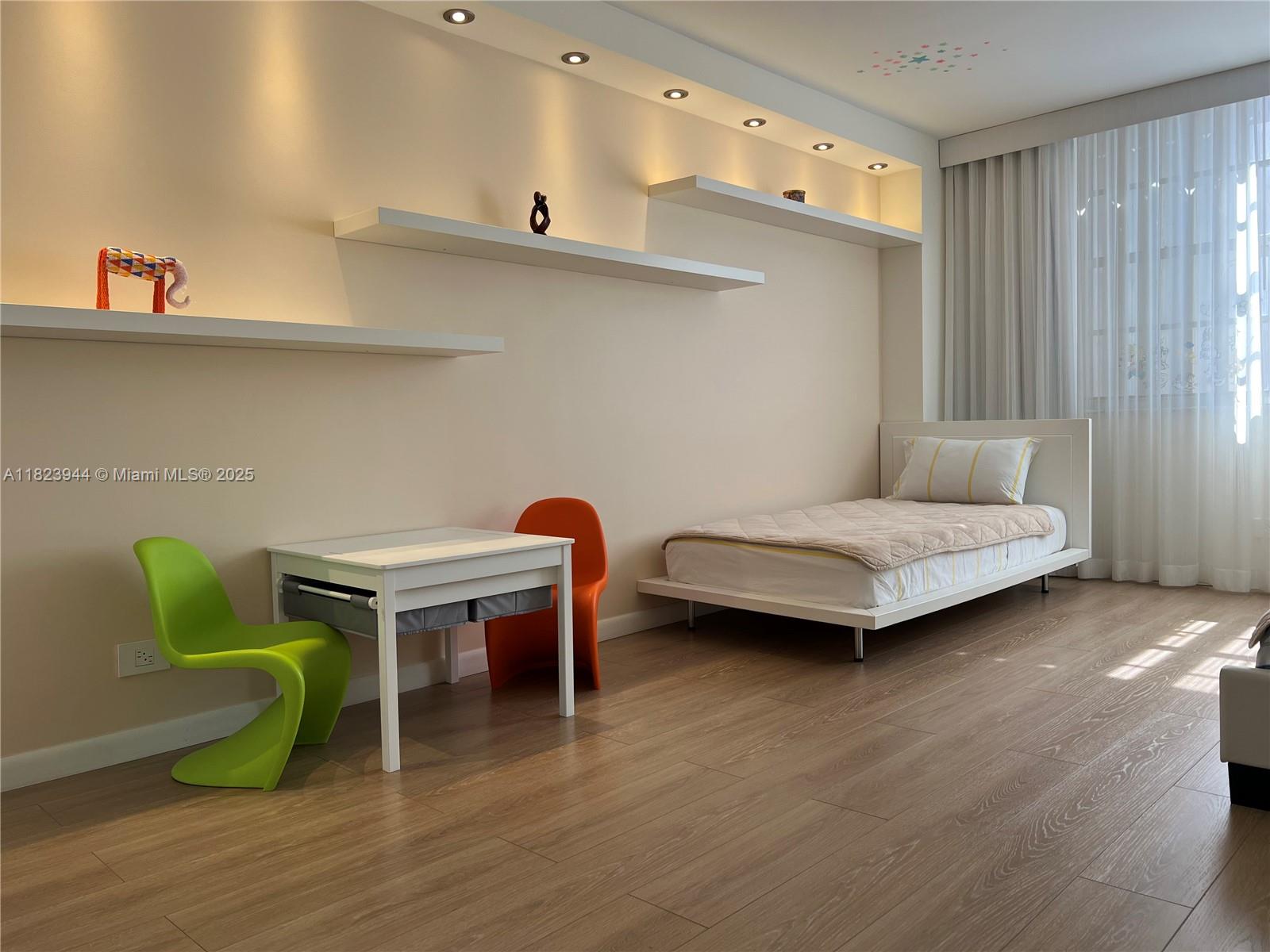 Property photo # 3
