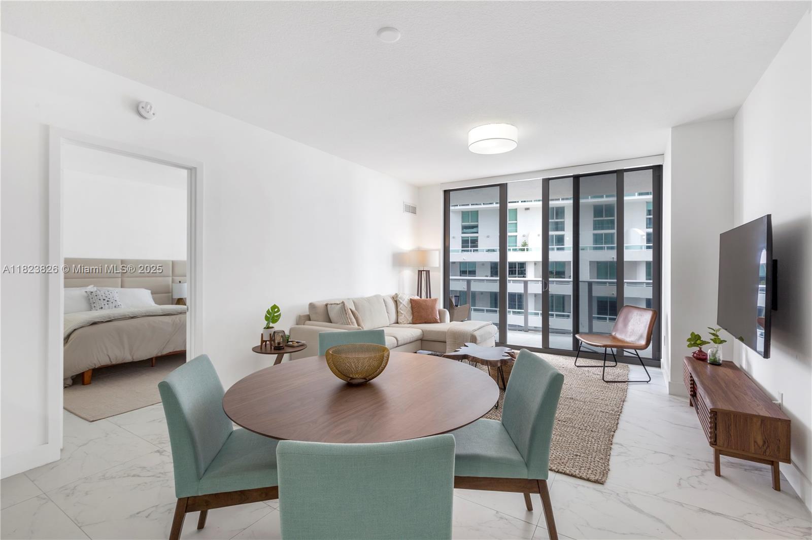 Apartamento para Alugar em Miami, FL