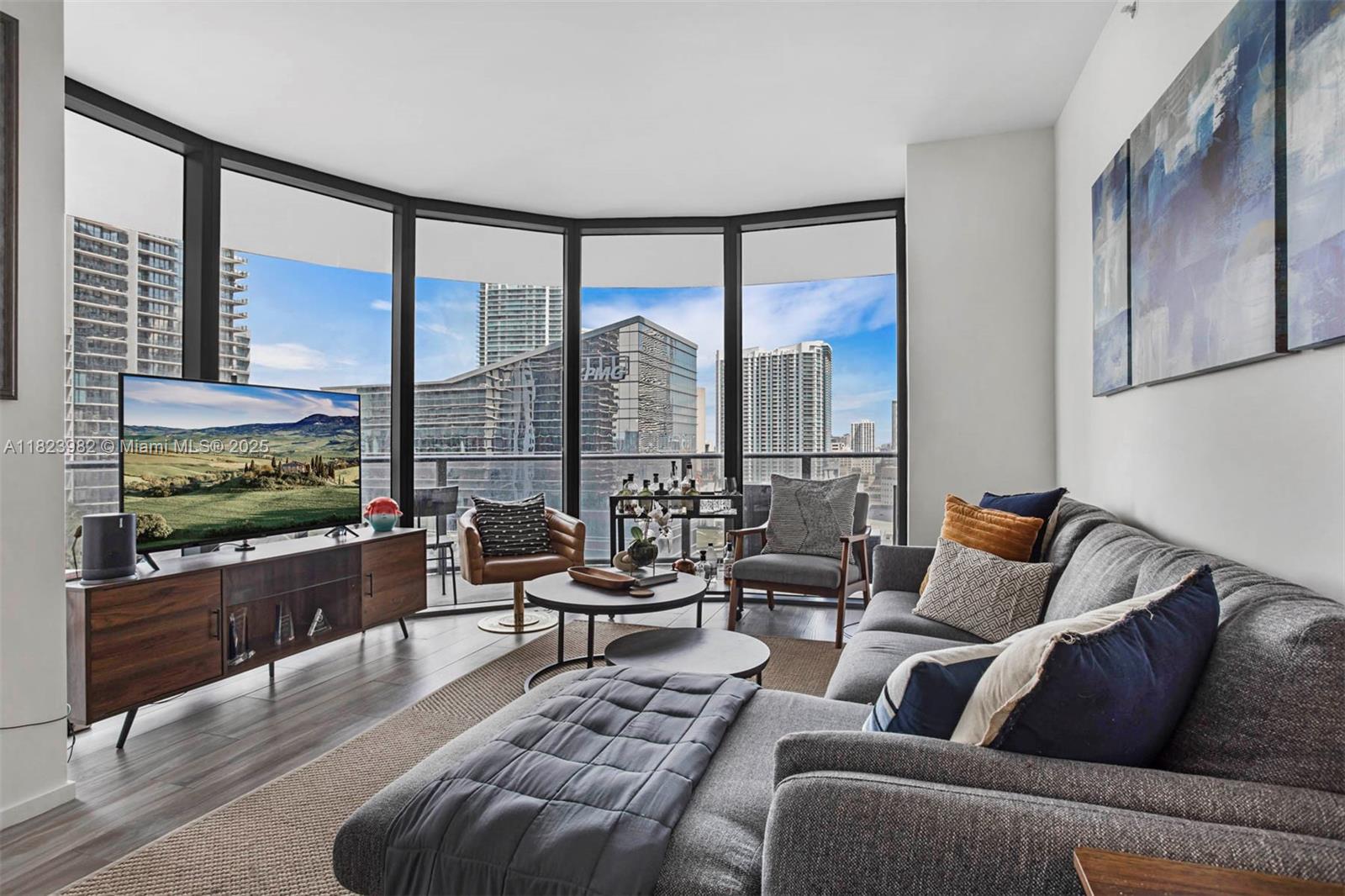 Condo for Rent in Miami, FL
