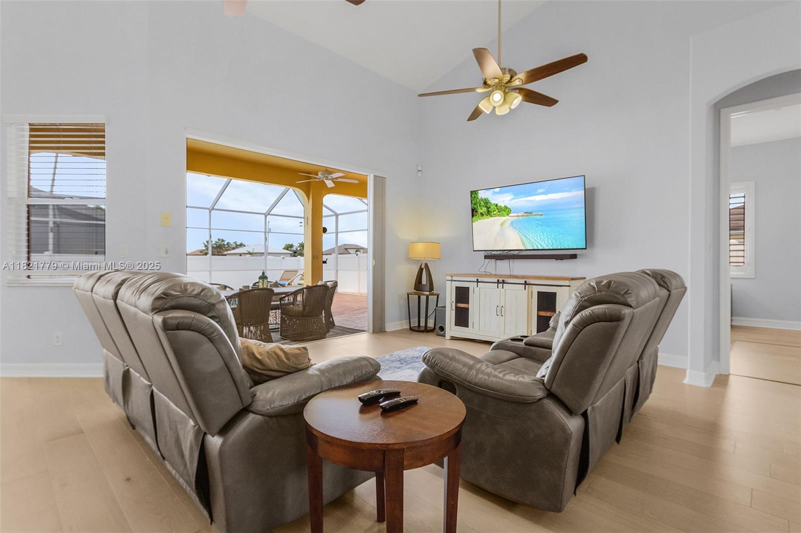1004 NW 33rd Ave, Cape Coral, Florida image 6