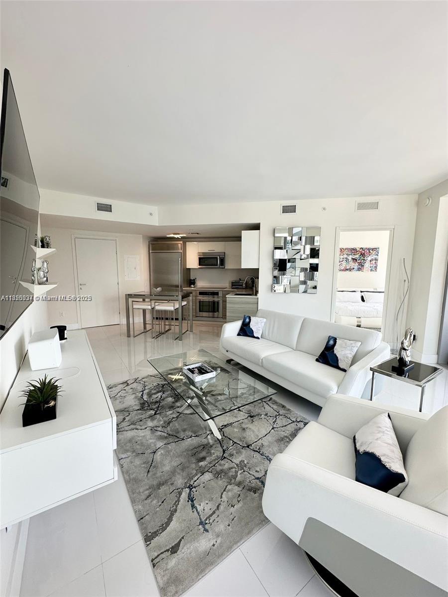 Condo for Rent in Miami, FL