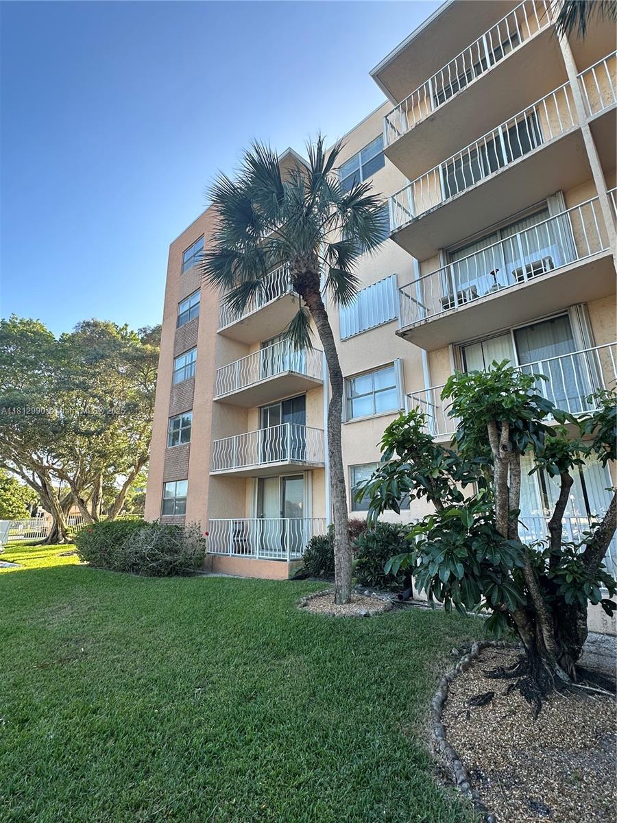 500 Executive Center Dr #2N, West Palm Beach, Florida image 12