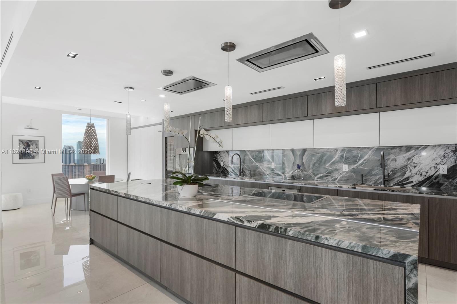6000 Island Blvd #PH7, Aventura, Florida image 10