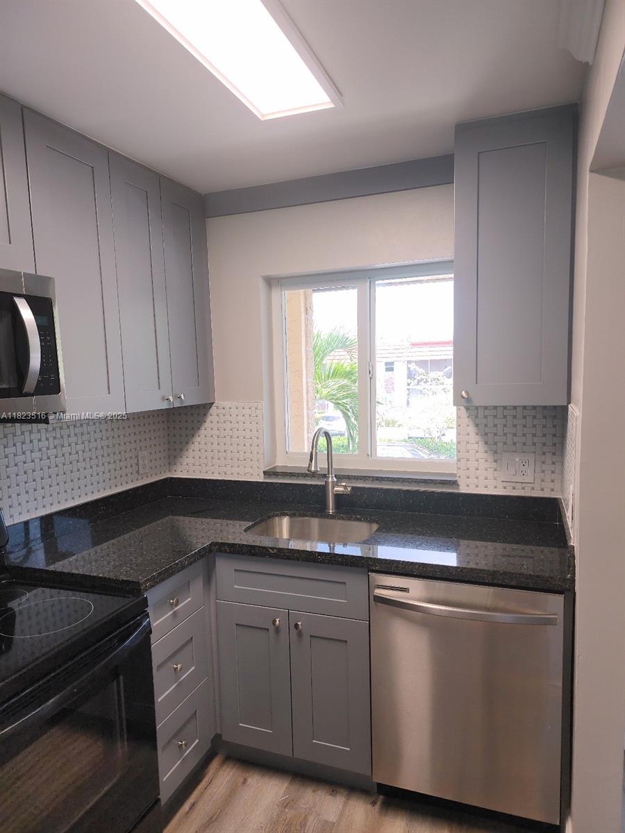 Property photo # 7