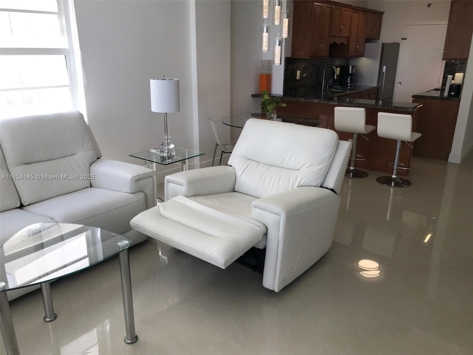 100 Lincoln Rd #521, Miami Beach, Florida image 9