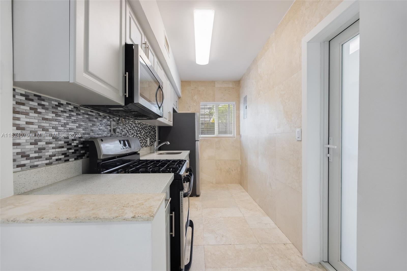 Property photo # 9