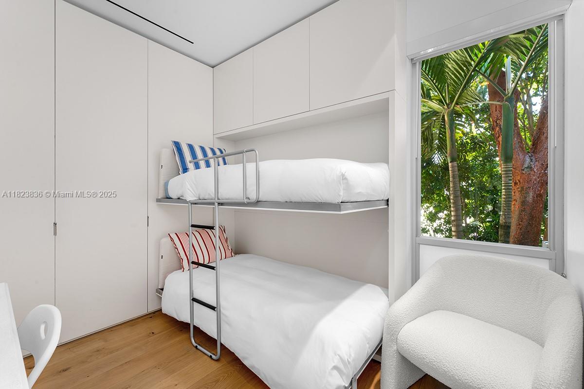 11 La Gorce Cir, Miami Beach, Florida image 25