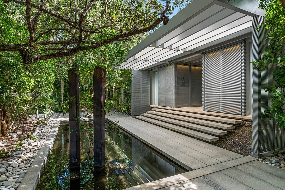 11 La Gorce Cir, Miami Beach, Florida image 32