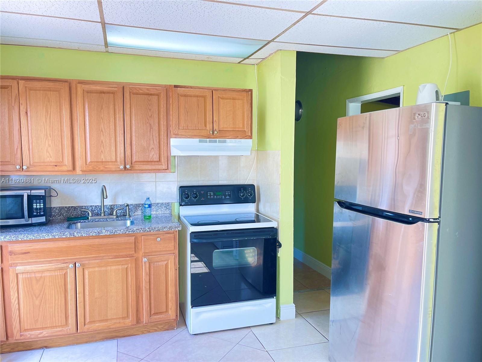 381 NW 16th St, Pompano Beach, Florida image 1