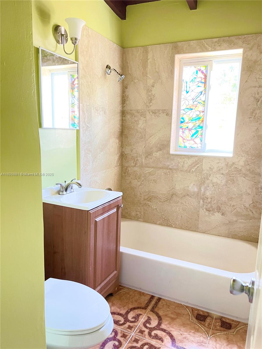 381 NW 16th St, Pompano Beach, Florida image 16