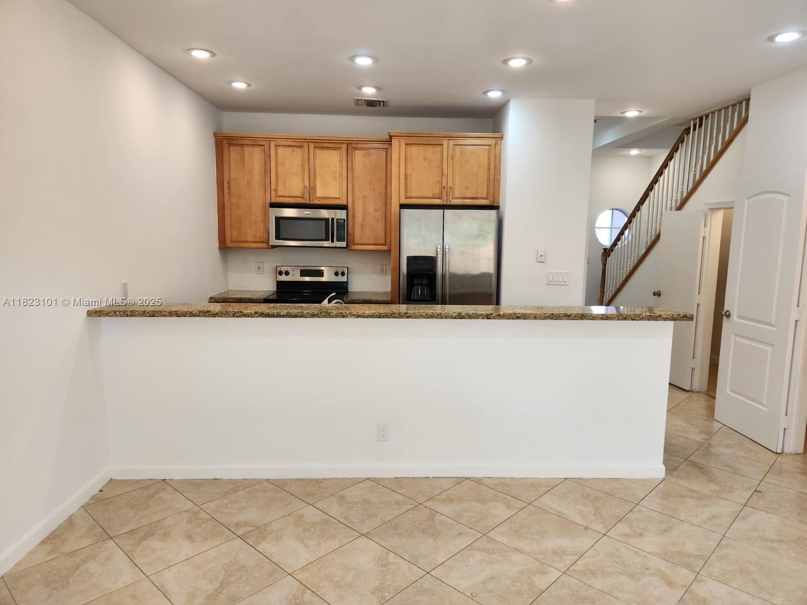 Property photo # 0