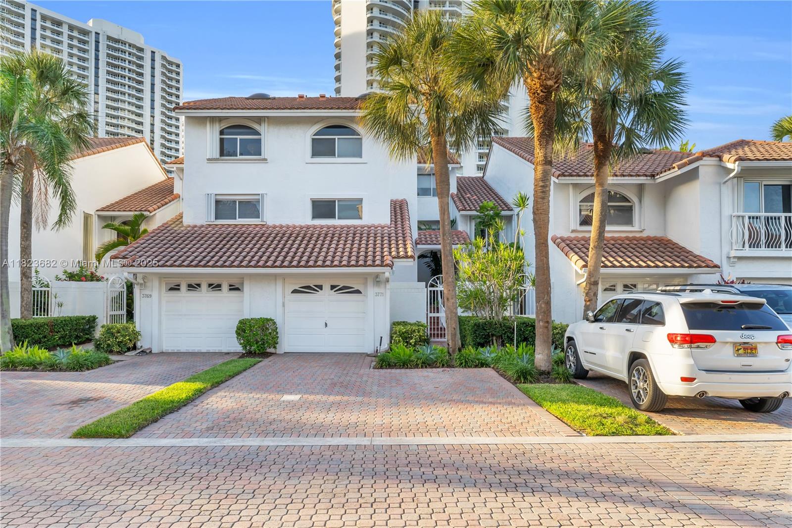 3771 NE 209th Ter, Aventura, Florida image 4