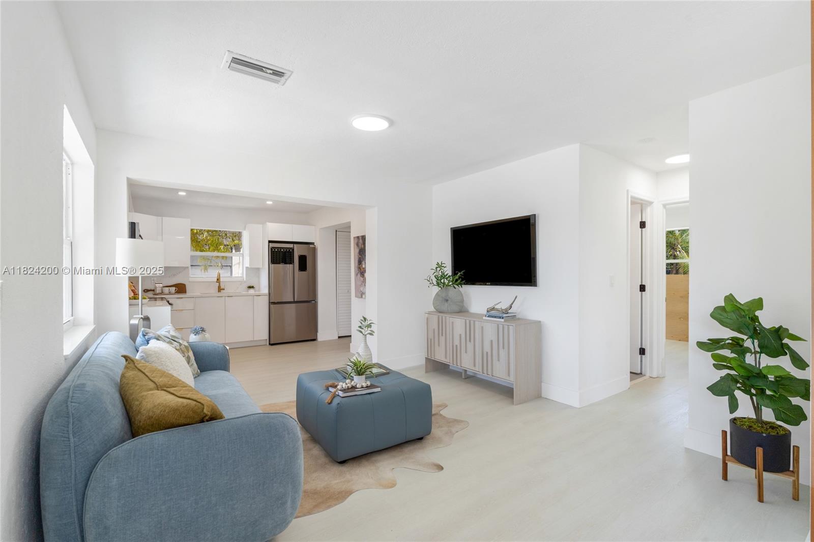 813 SW 3rd Ct, Delray Beach, Florida image 6