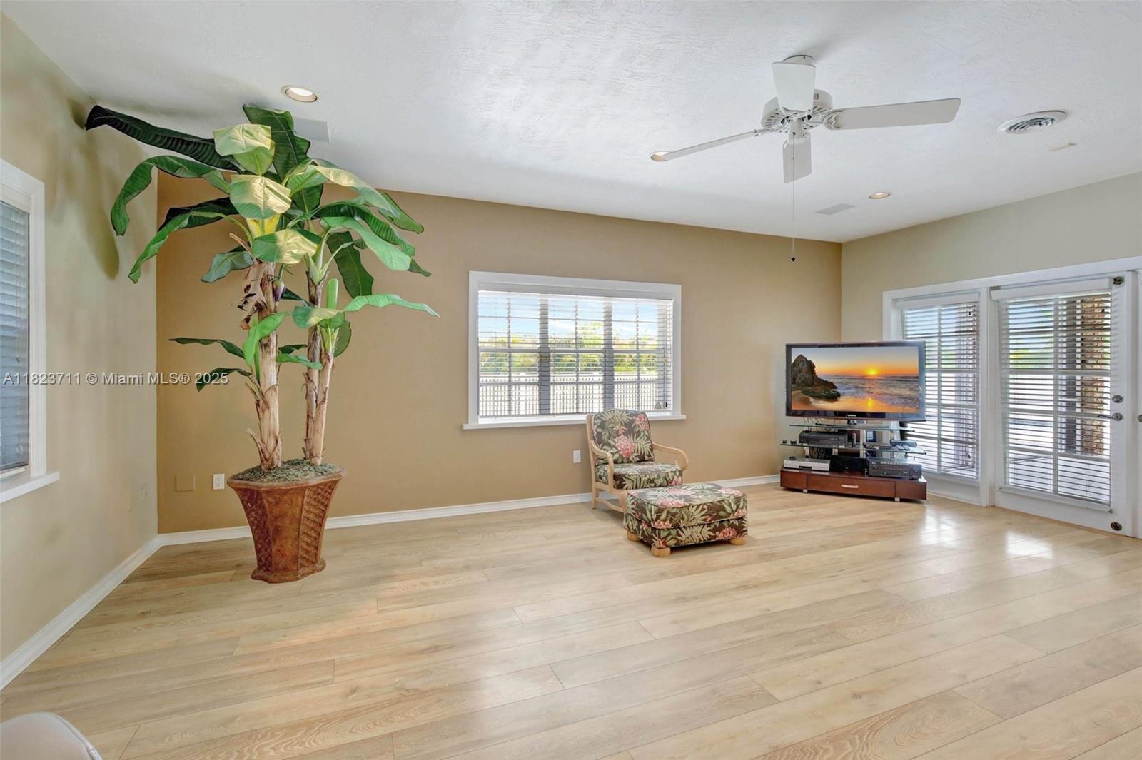 20406 SW 54th Pl, Pembroke Pines, Florida image 24