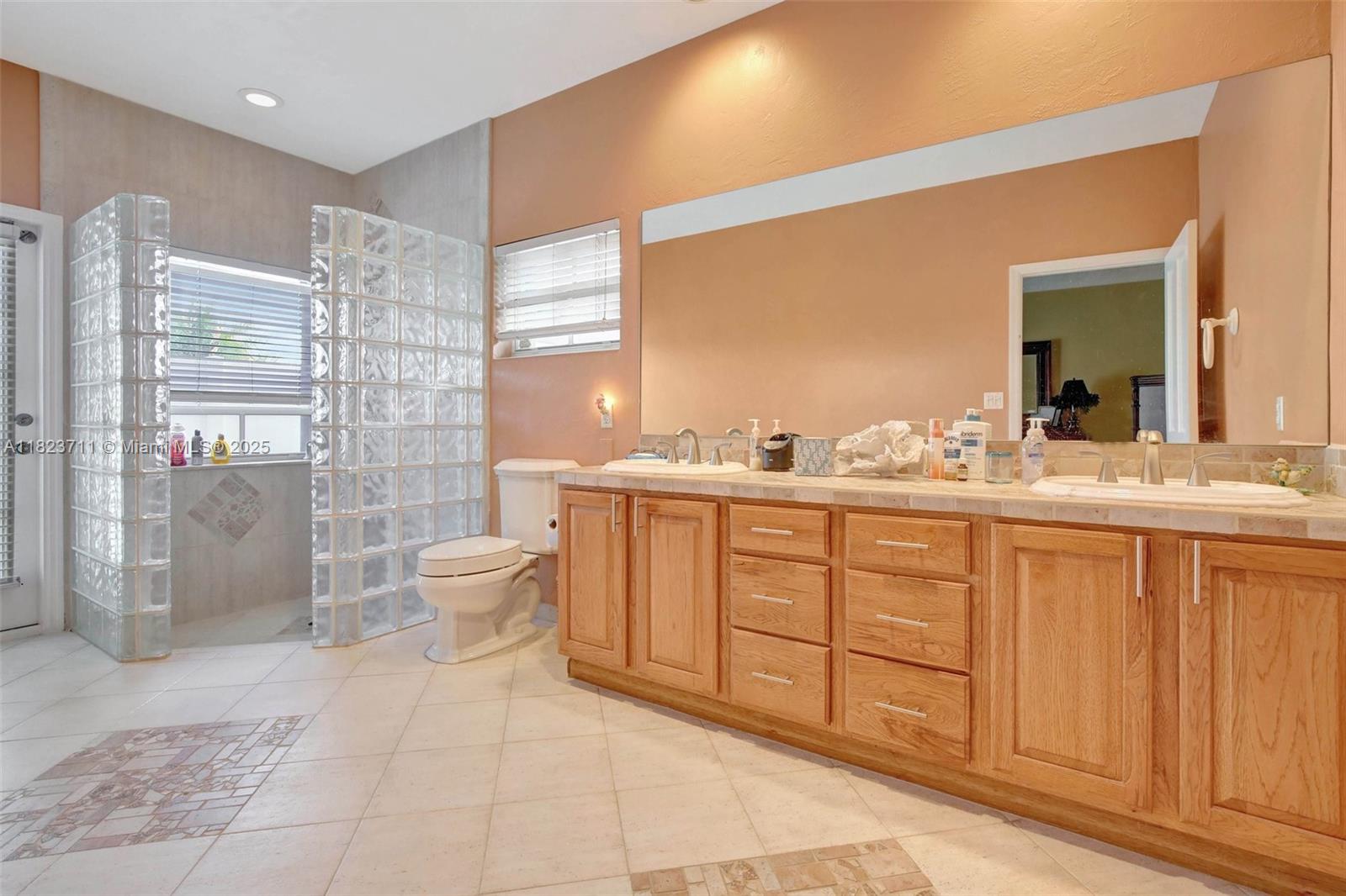 20406 SW 54th Pl, Pembroke Pines, Florida image 38