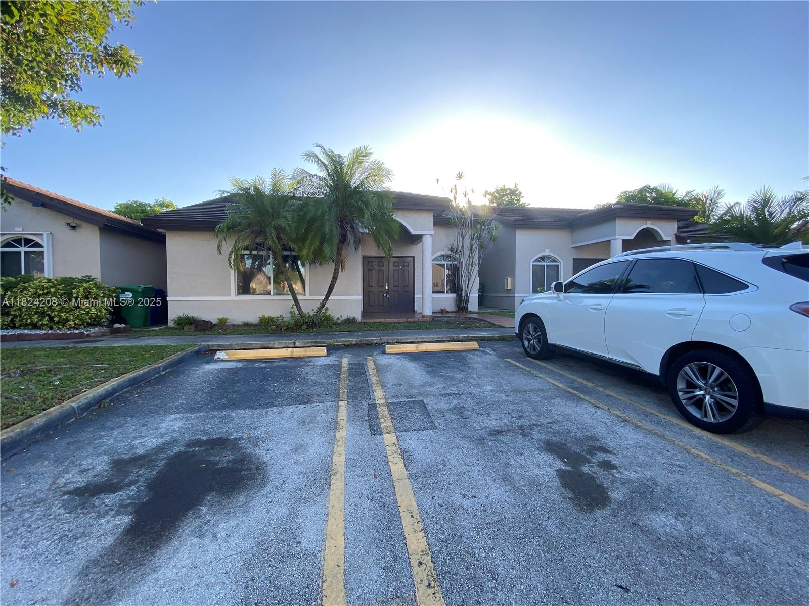 18942 NW 86th Ct, Hialeah, Florida image 14