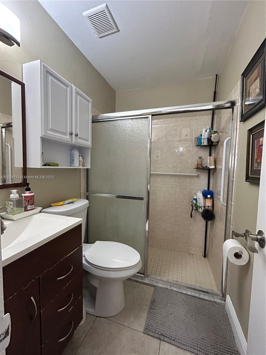 121 Briarwood Cir #1-5, Hollywood, Florida image 11