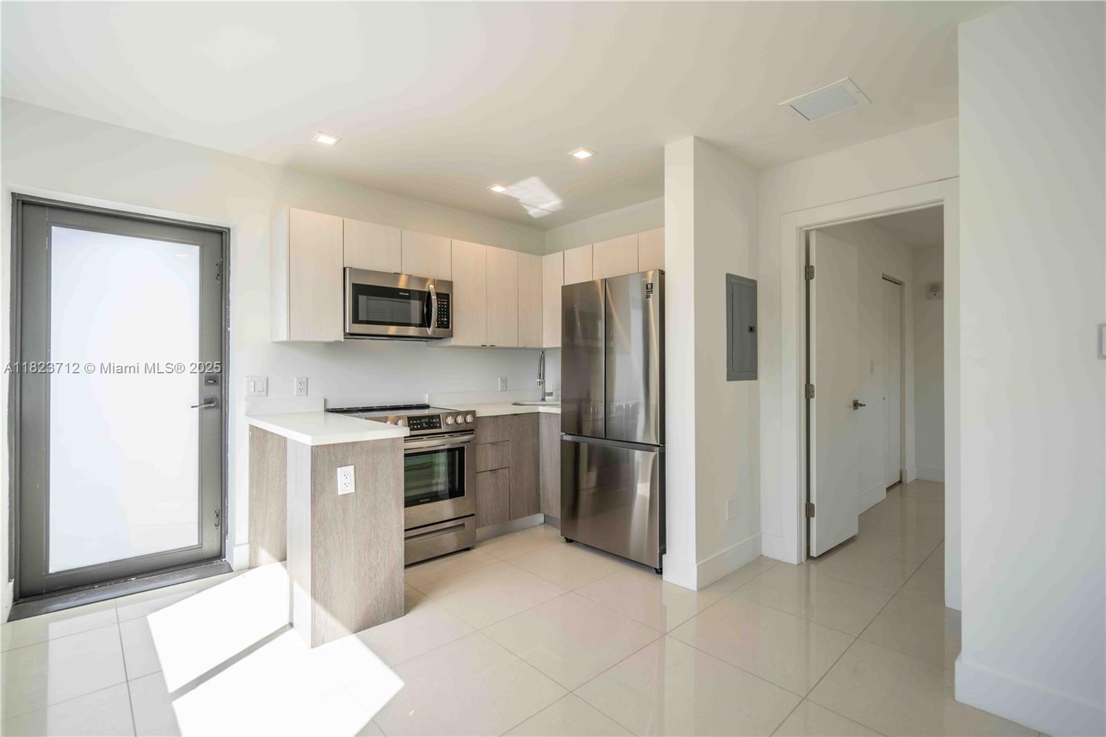 Property photo # 7