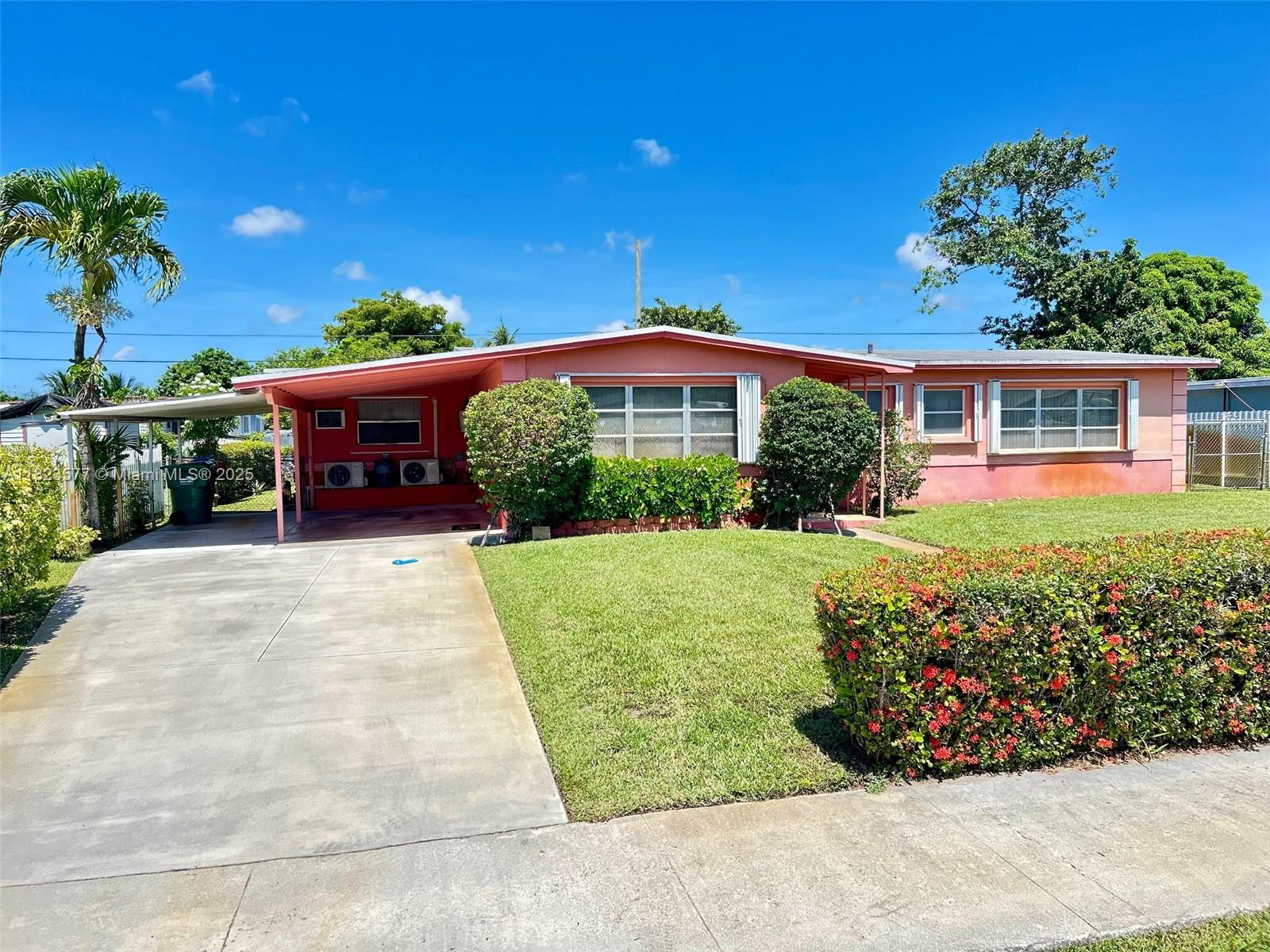 Residential, Miami Gardens, Florida image 1