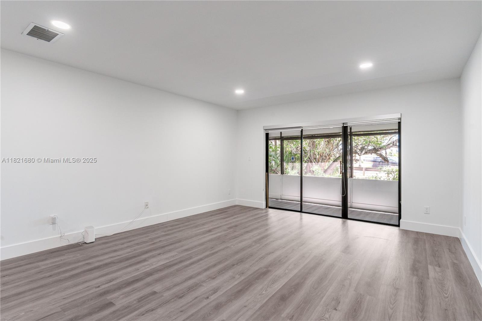 272 Fairway Cir #98, Weston, Florida image 23