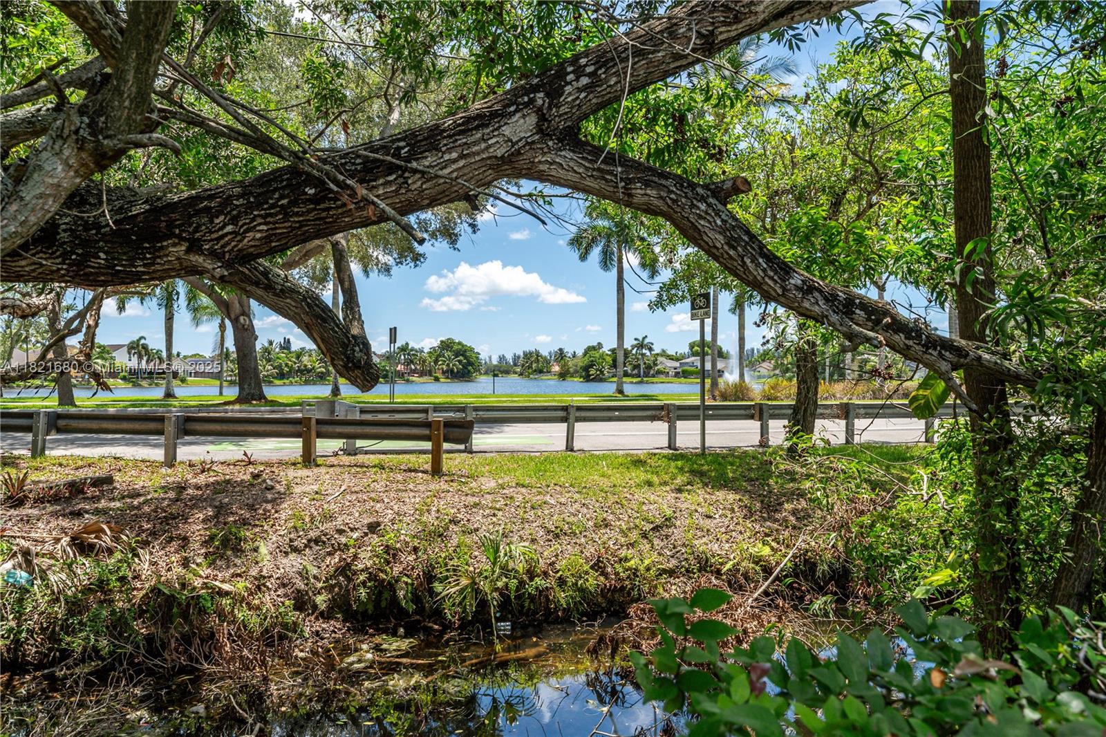 272 Fairway Cir #98, Weston, Florida image 31