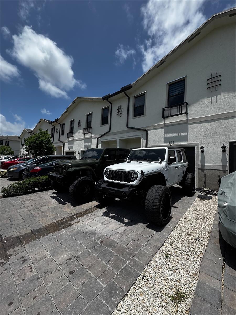 1136 SW 6th Ave, Florida City, Florida image 2