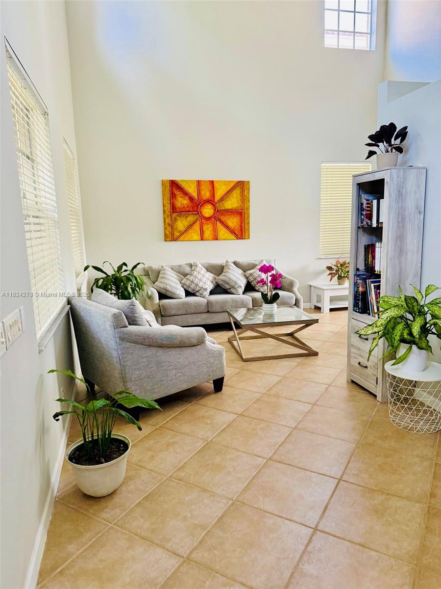 1325 Chenille Cir, Weston, Florida image 5