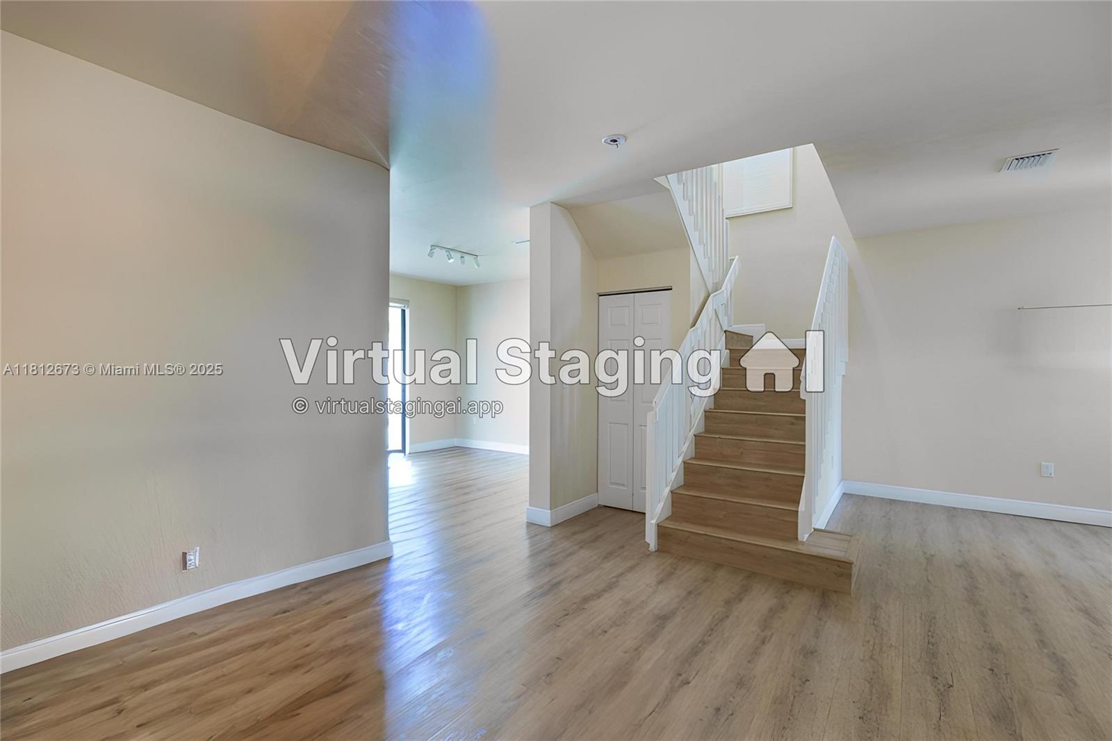 3324 W 90, Hialeah, Florida image 14