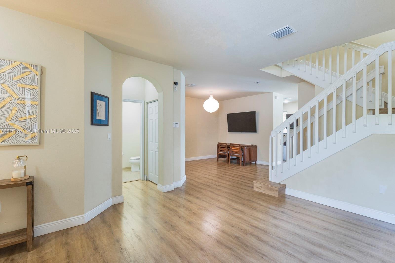 3324 W 90, Hialeah, Florida image 7