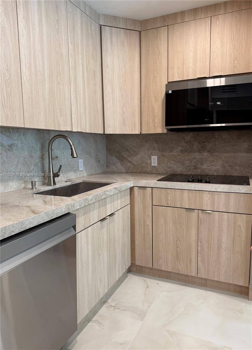 19390 Collins Ave #224, Sunny Isles Beach, Florida image 4