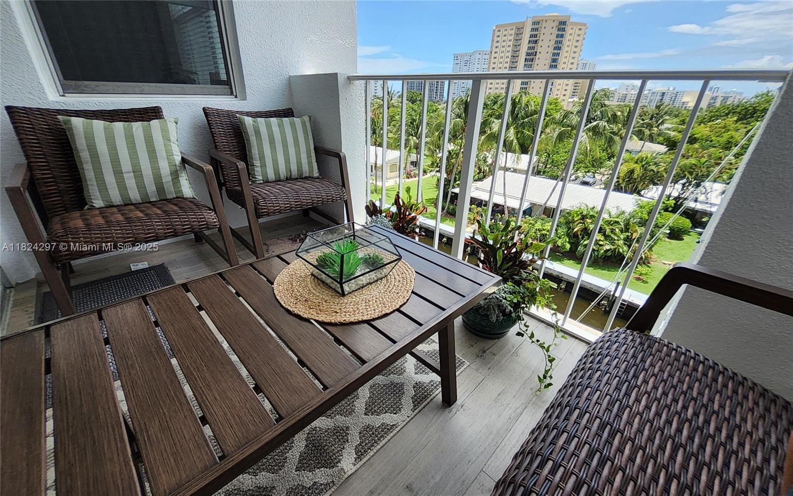 3210 SE 10th St #5B, Pompano Beach, Florida image 28