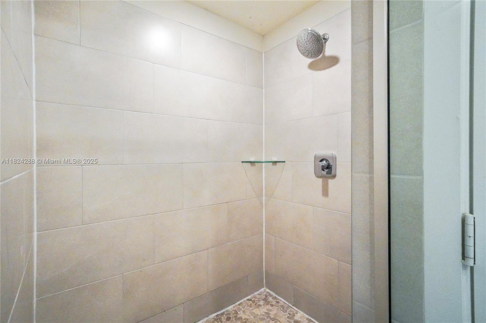 8301 NW 41st St #B-102, Doral, Florida image 25