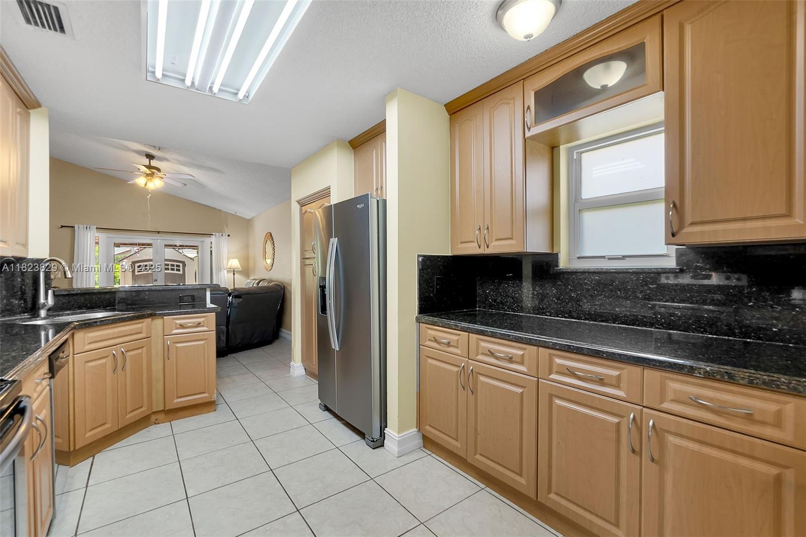 550 NW 107th Ave, Pembroke Pines, Florida image 20