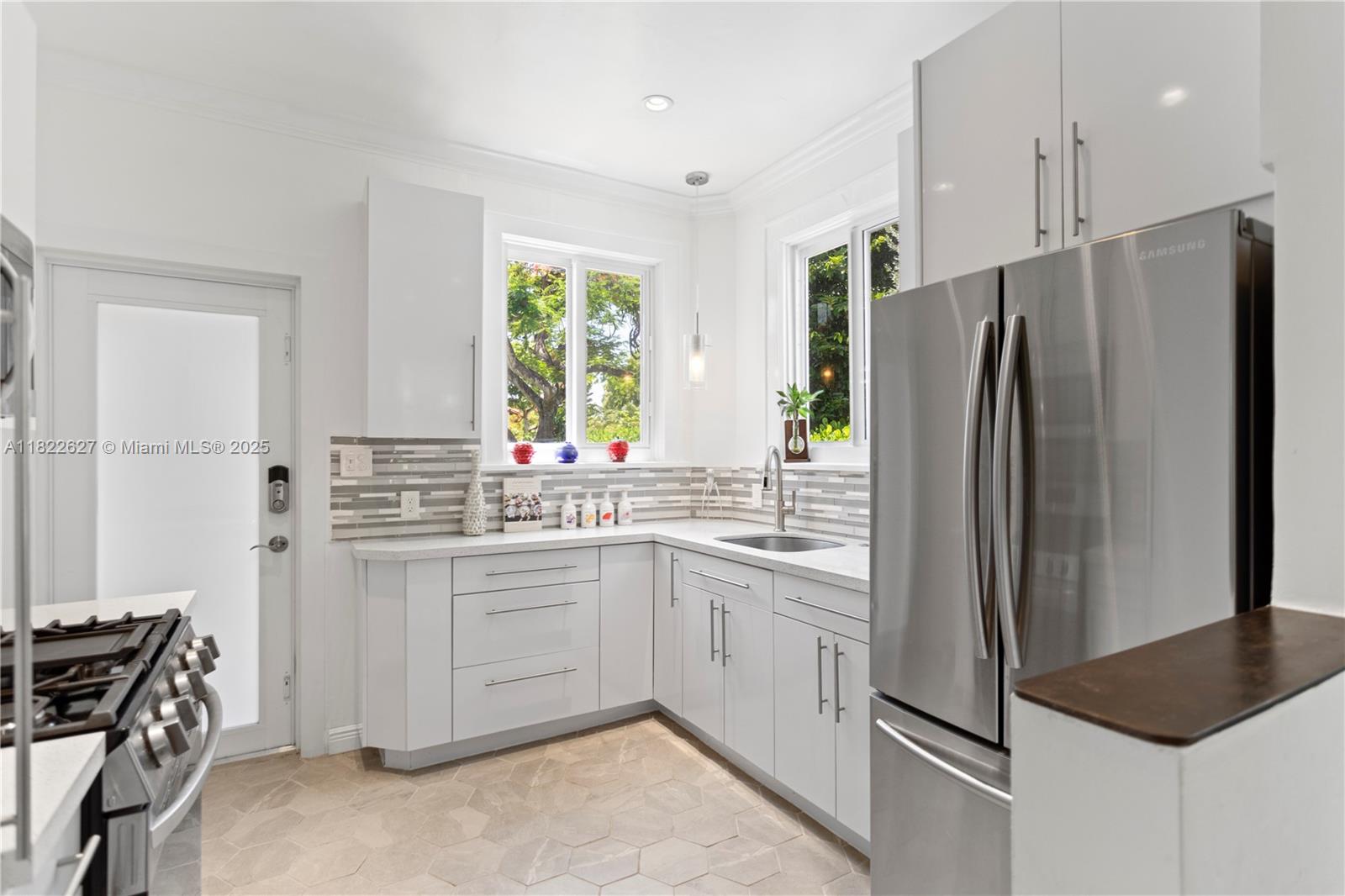410 SW 18th Ct, Fort Lauderdale, Florida image 13