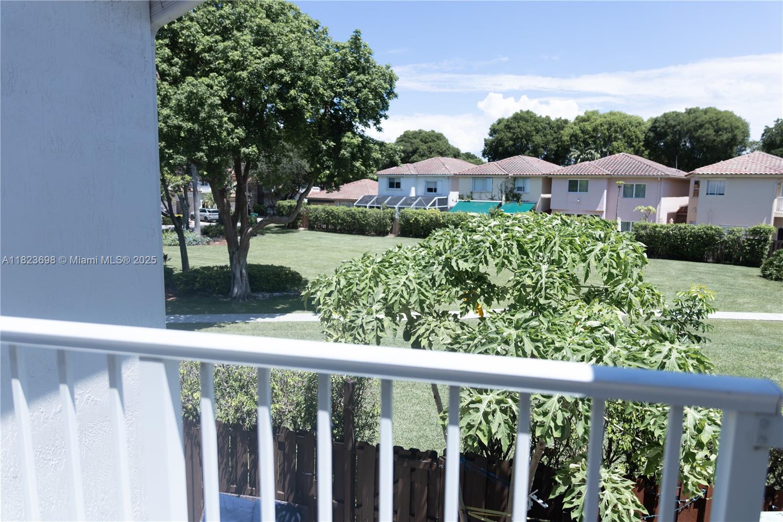 10919 NW 67th Ter, Doral, Florida image 33