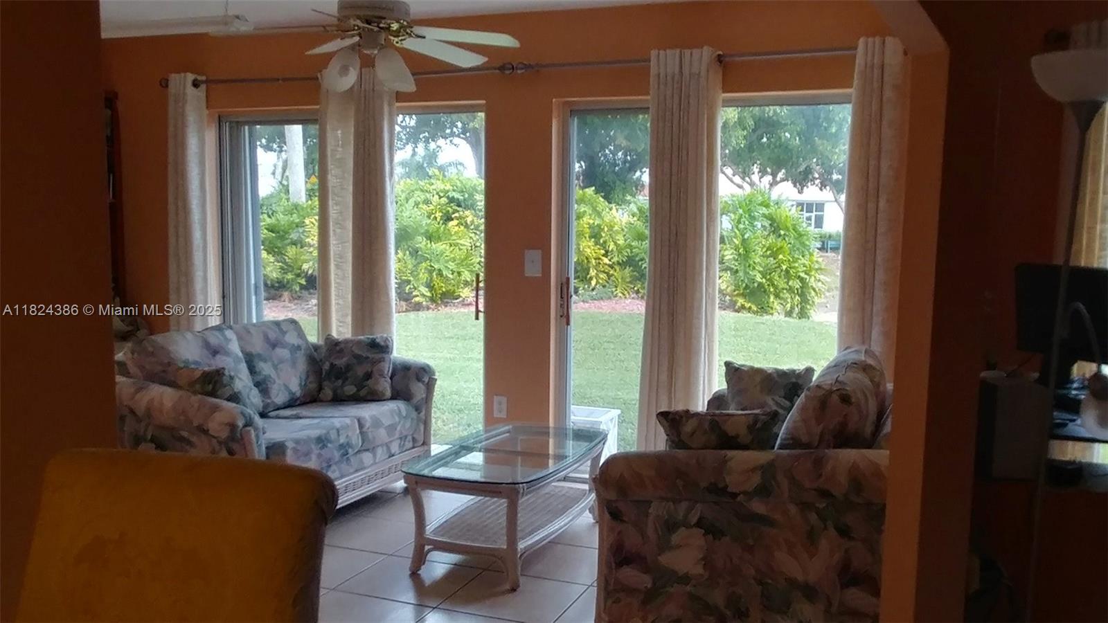 585 SE 25th Ln, Homestead, Florida image 9
