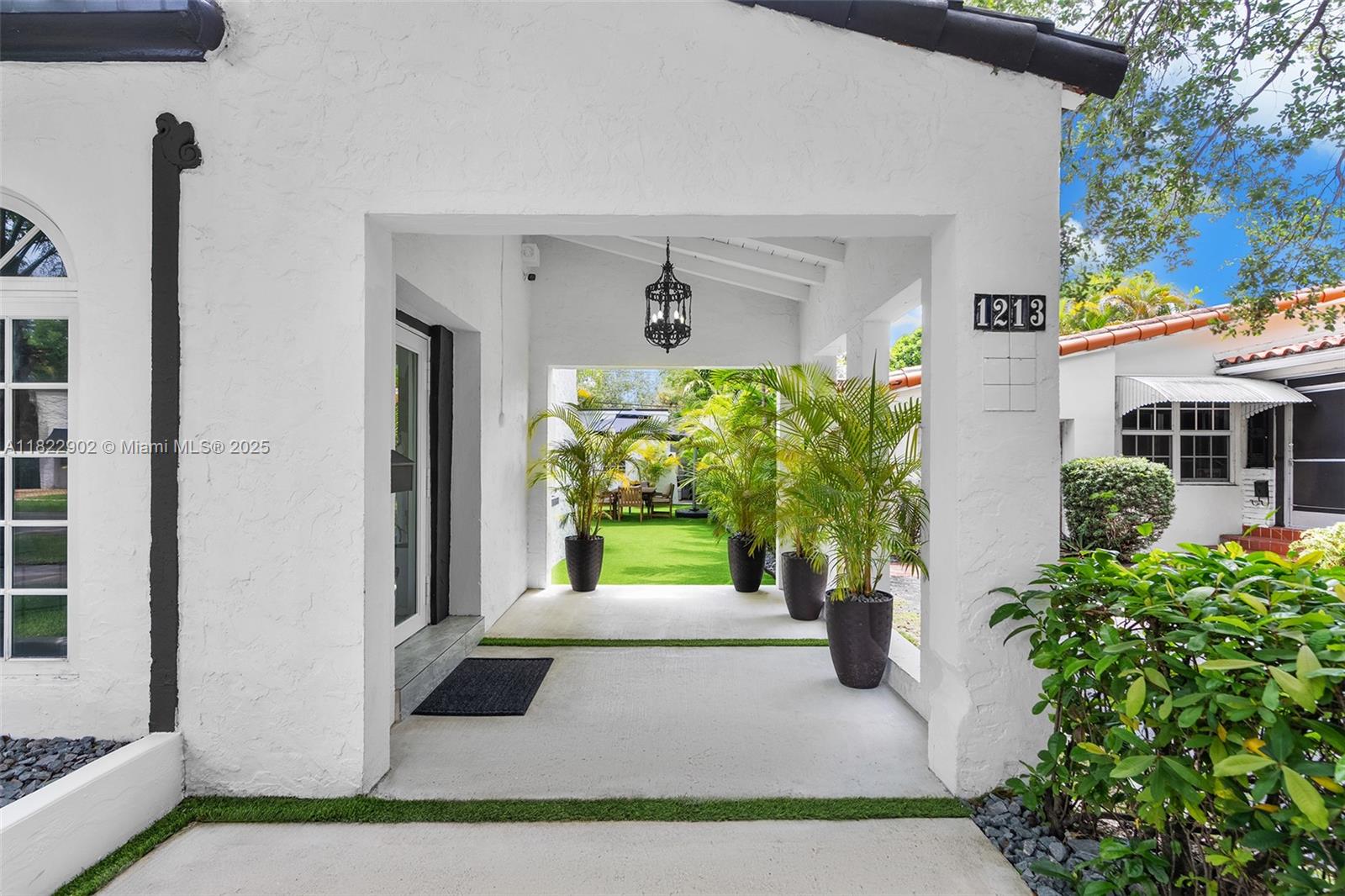 1213 Alberca St, Coral Gables, Florida image 19