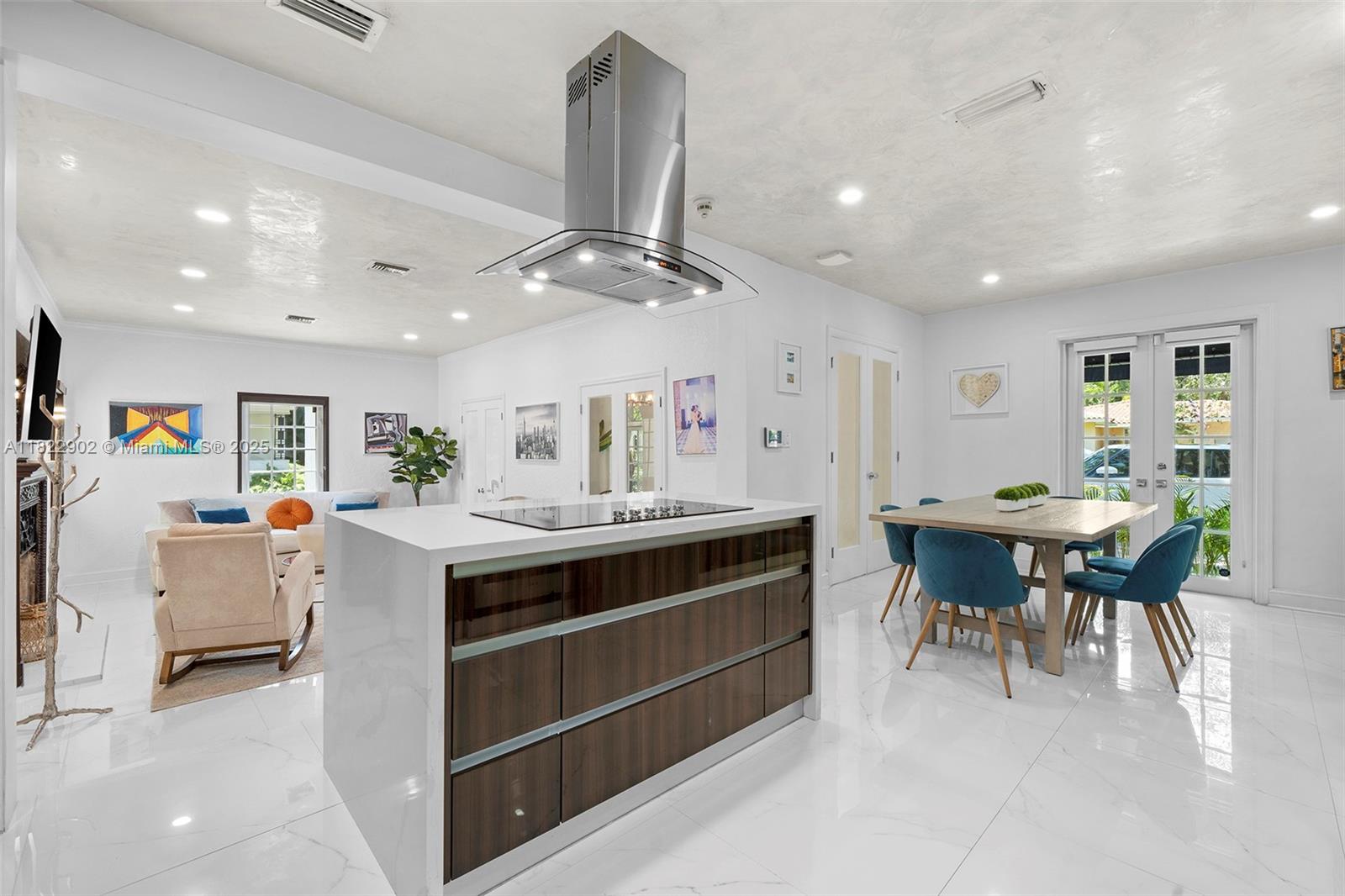 1213 Alberca St, Coral Gables, Florida image 5