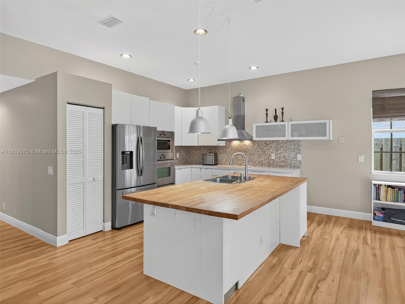 782 Lake Blvd, Weston, Florida image 11