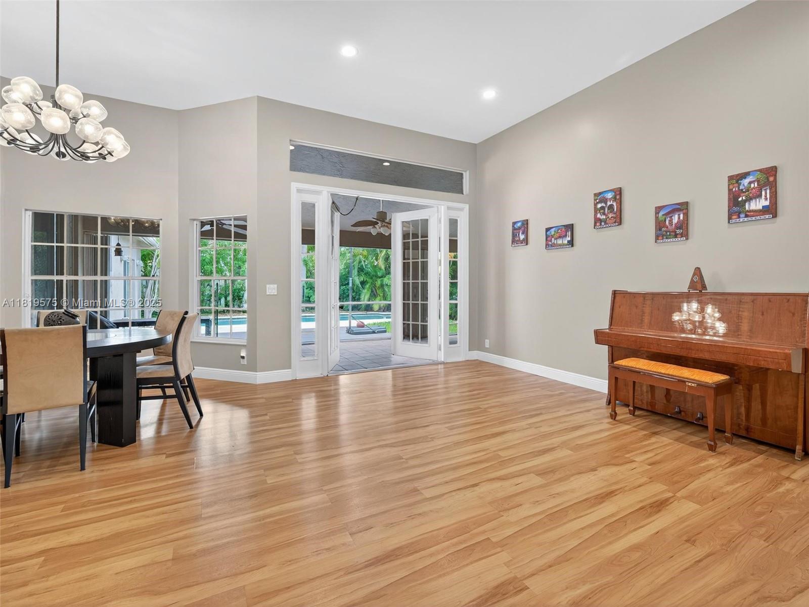 782 Lake Blvd, Weston, Florida image 7