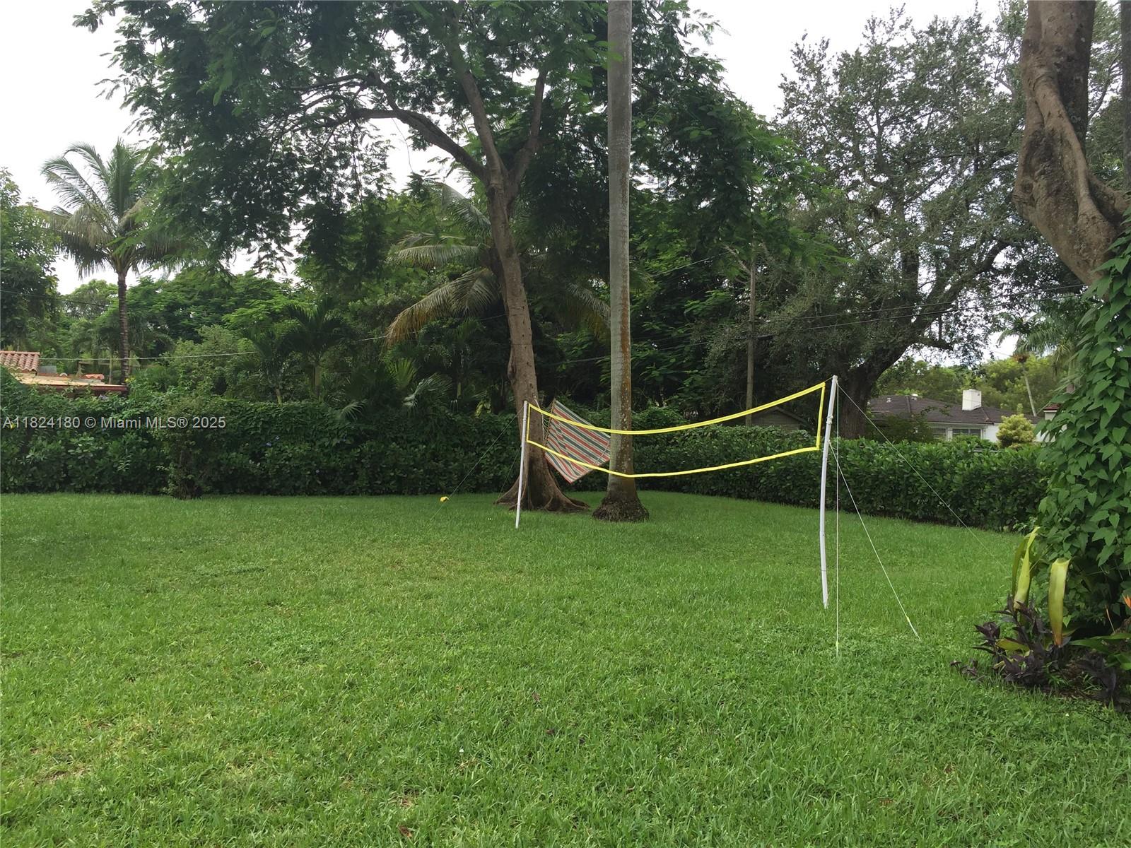 324 La Villa Dr, Miami Springs, Florida image 6