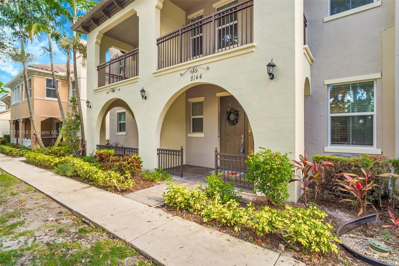 8144 Cascada Isles Dr, Cooper City, Florida image 36