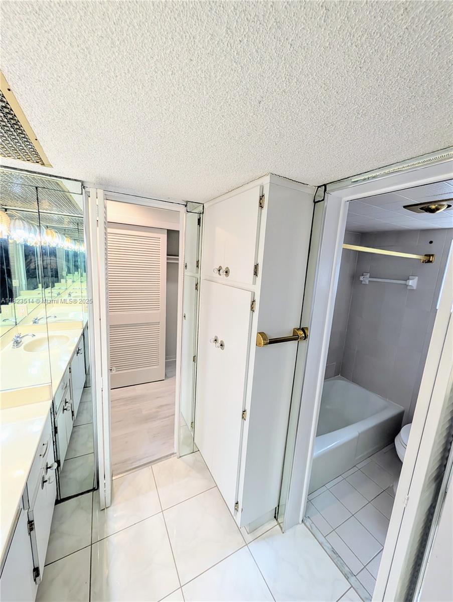 14901 SW 4th St #9A, Pembroke Pines, Florida image 17